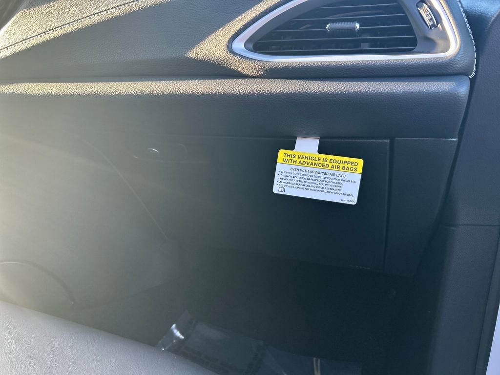 New 2026 Chrysler Pacifica Select w/ S Appearance Package image 29