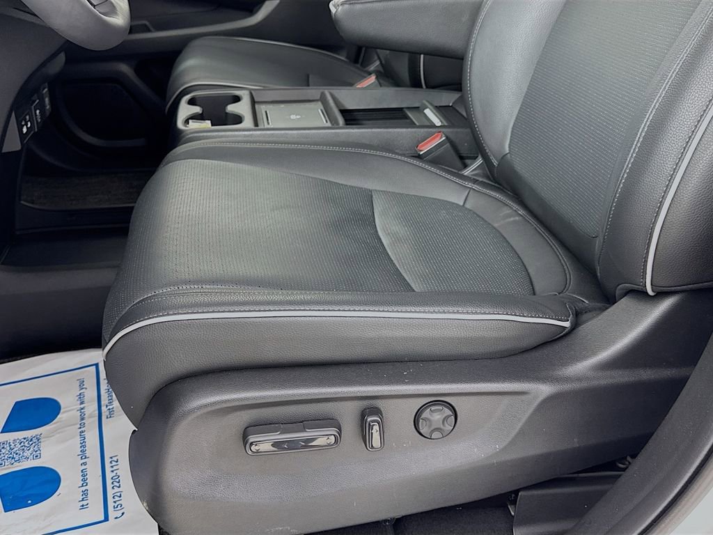 Used 2026 Honda Odyssey Elite image 26