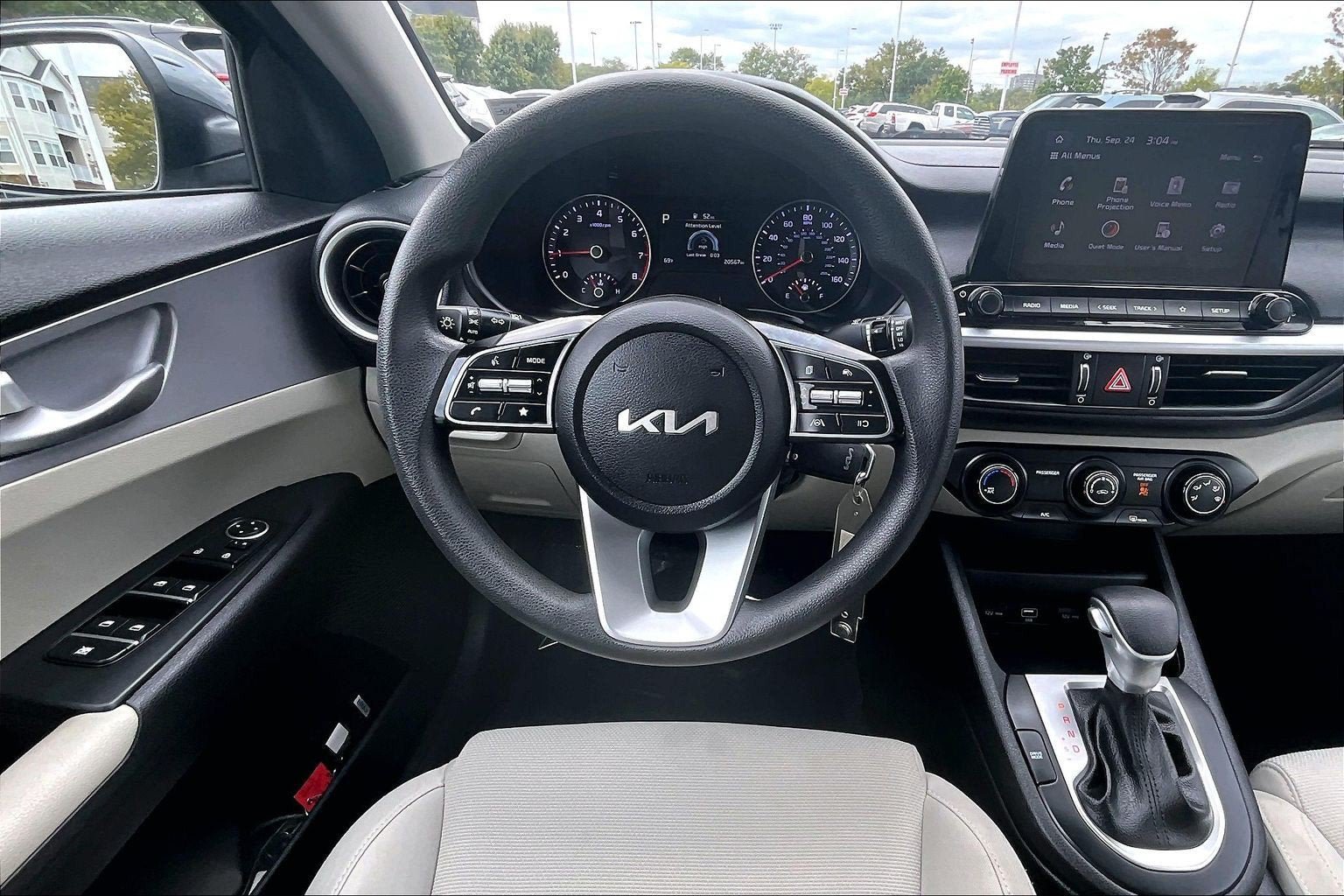 Used 2023 Kia Forte LXS FWD image 5