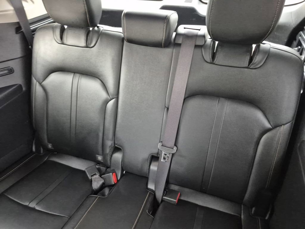 Used 2024 MAZDA CX-90 3.3 Turbo w/ Premium Package image 15