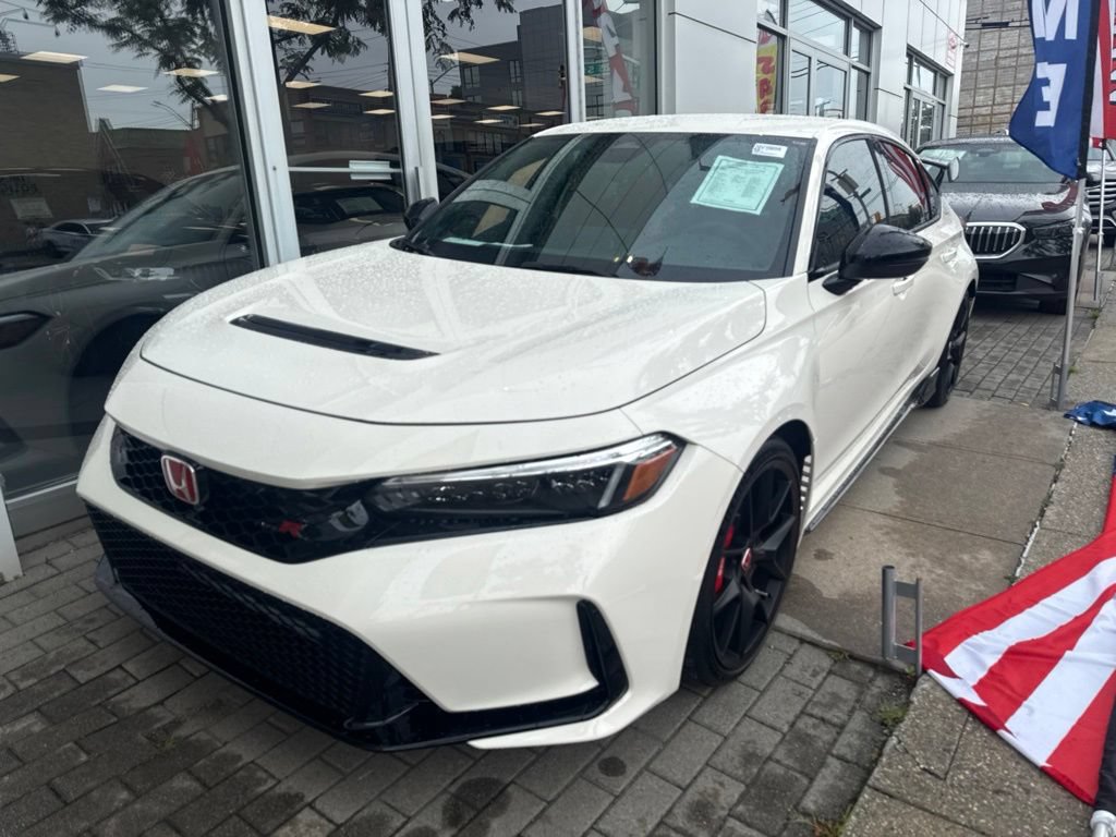 Used 2025 Honda Civic Type R image 2