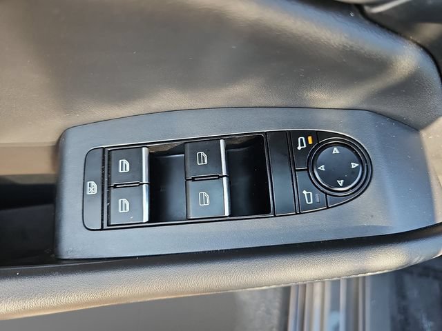 Used 2023 MAZDA MAZDA3 s FWD image 25