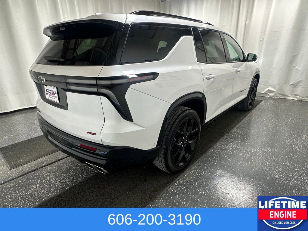 Used 2024 Chevrolet Traverse RS image 7