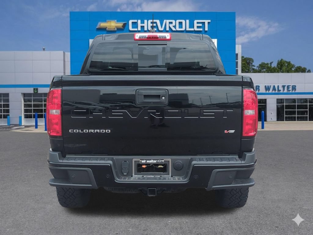 Used 2022 Chevrolet Colorado Z71 w/ Z71 Midnight Edition AWD/4WD image 5
