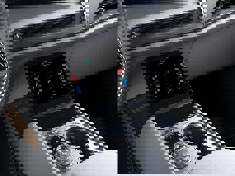 New 2026 Cadillac Vistiq Luxury w/ LPO, Floor Liner Package image 23