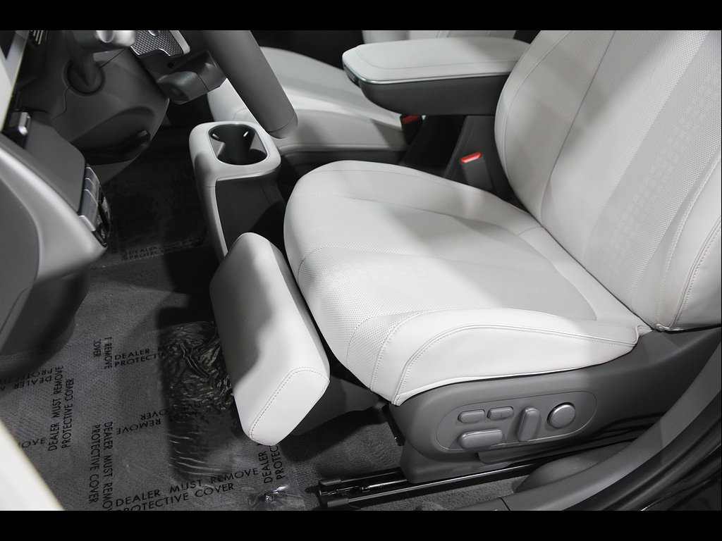 Certified 2024 Hyundai Ioniq 5 Limited RWD image 6