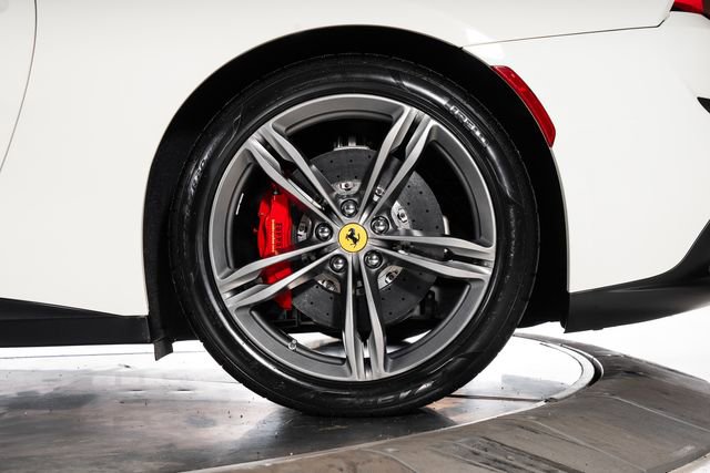 Used 2019 Ferrari GTC4Lusso AWD/4WD image 20
