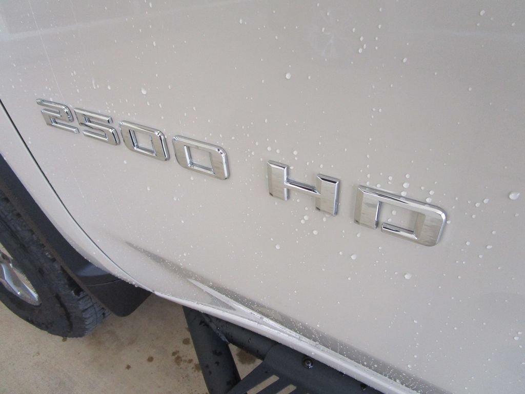 New 2026 Chevrolet Silverado 2500 Custom w/ Custom Value Package AWD/4WD image 17