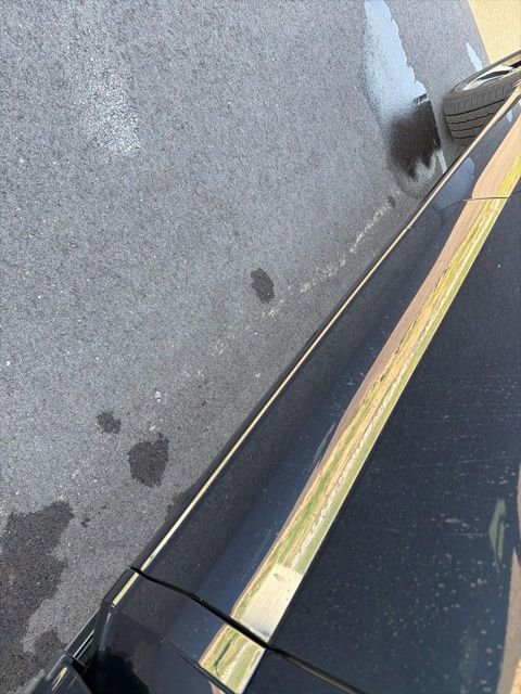 Used 2023 Ford F150 Lightning Platinum AWD/4WD image 18