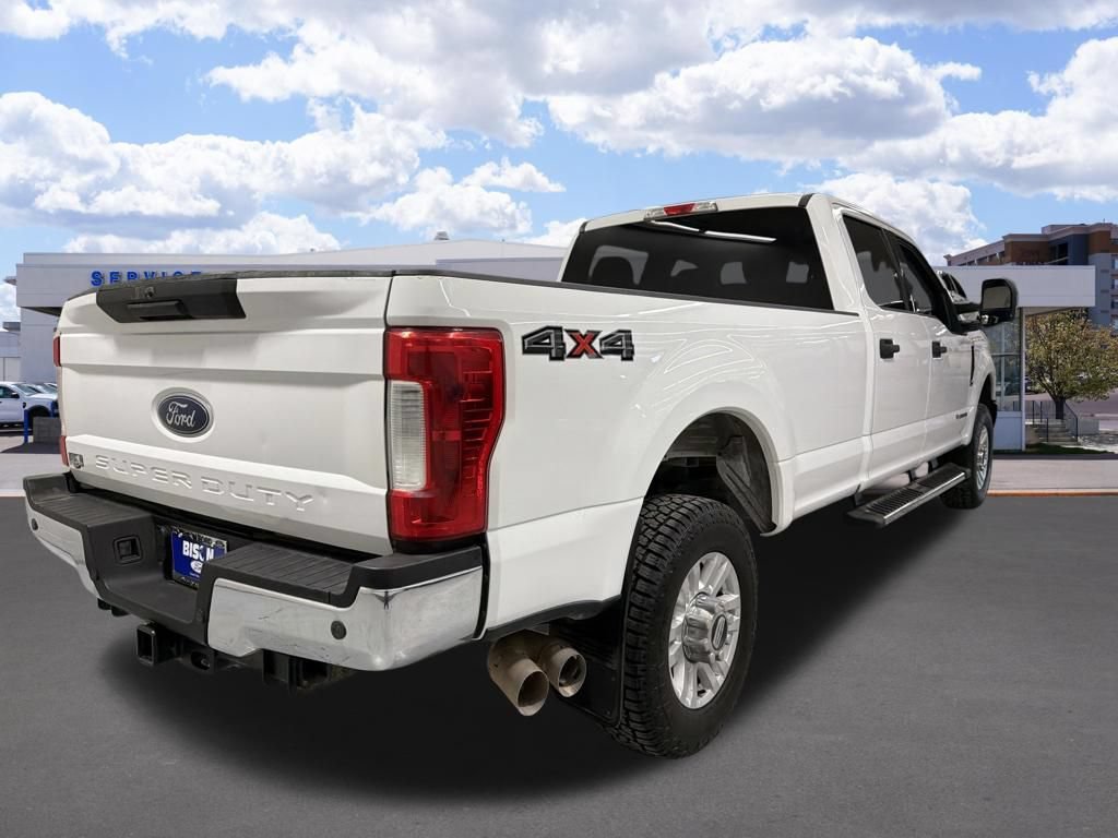 Used 2017 Ford F350 XLT w/ XLT Value Package AWD/4WD image 3