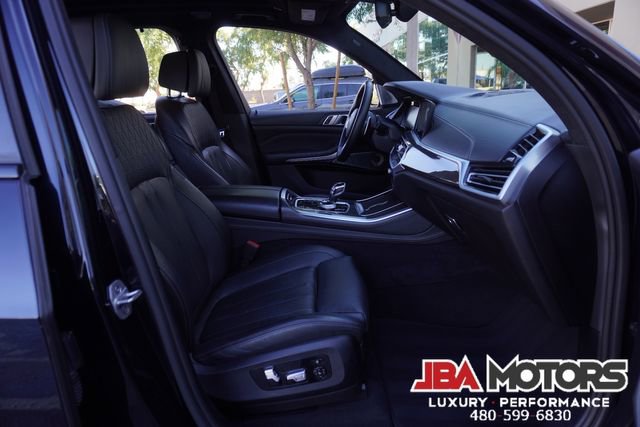 Used 2021 BMW X5 M50i w/ Executive Package image 85