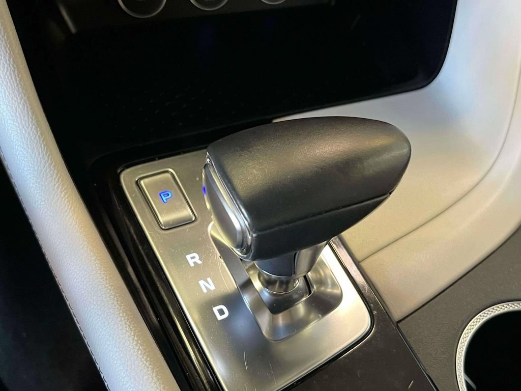 Used 2024 Genesis G70 2.5T AWD/4WD image 28