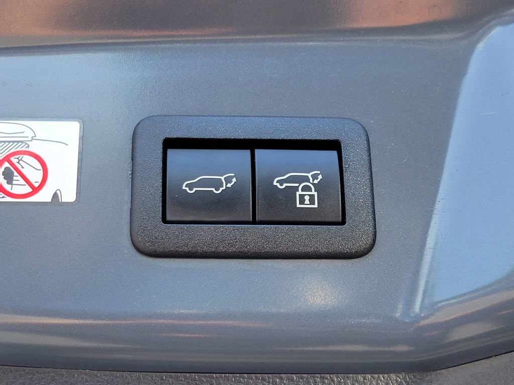 Used 2025 Toyota Prius Plug-In Hybrid w/ Limited Premium Package image 21