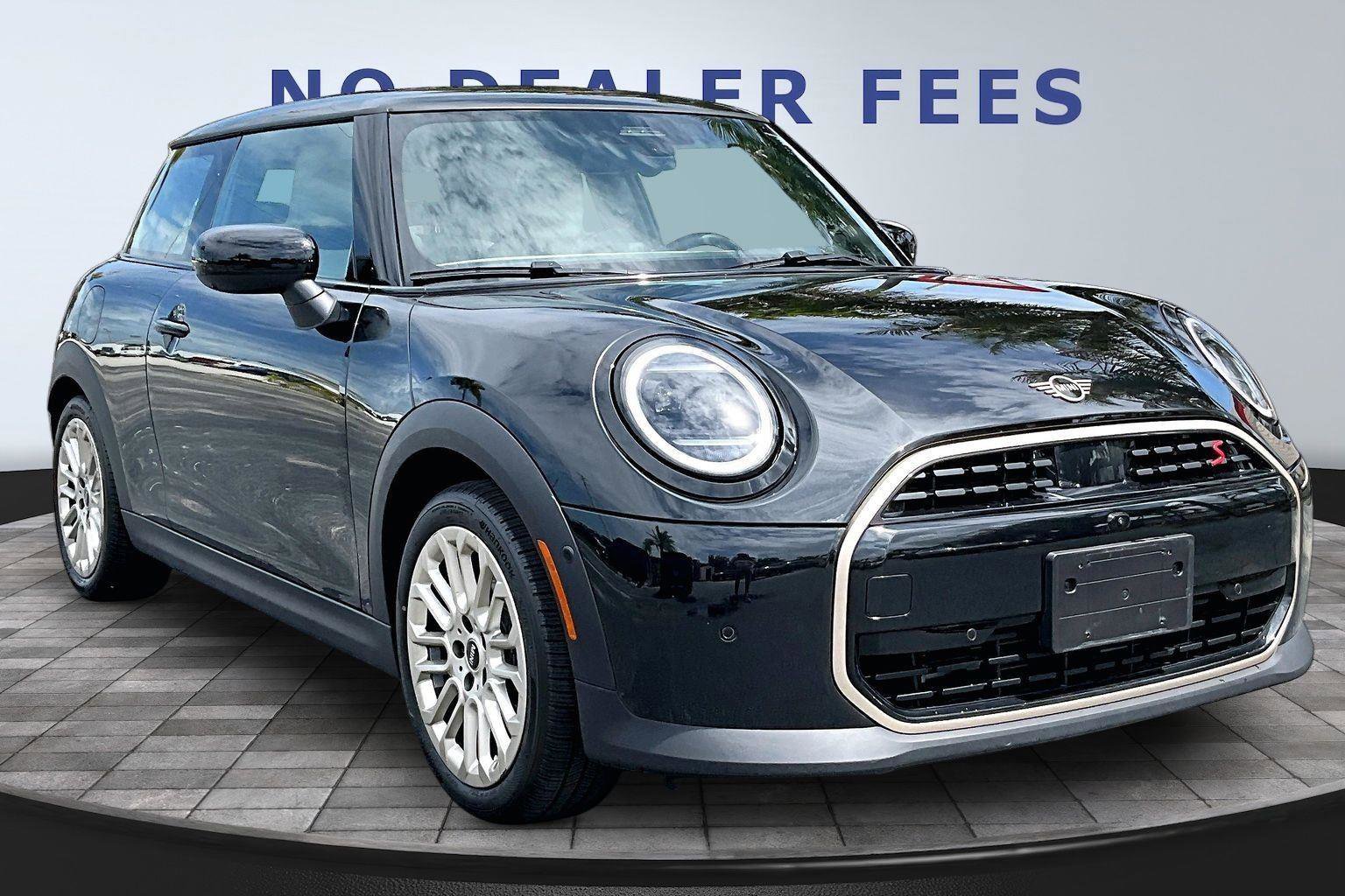 Used 2025 MINI Cooper S FWD image 3