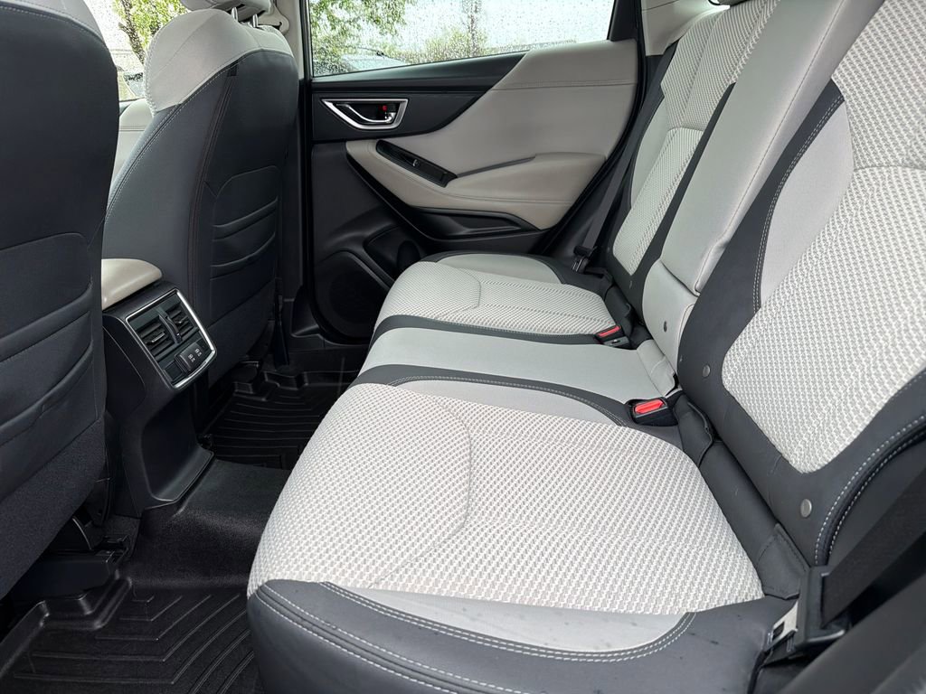 Used 2020 Subaru Forester Premium AWD/4WD image 23