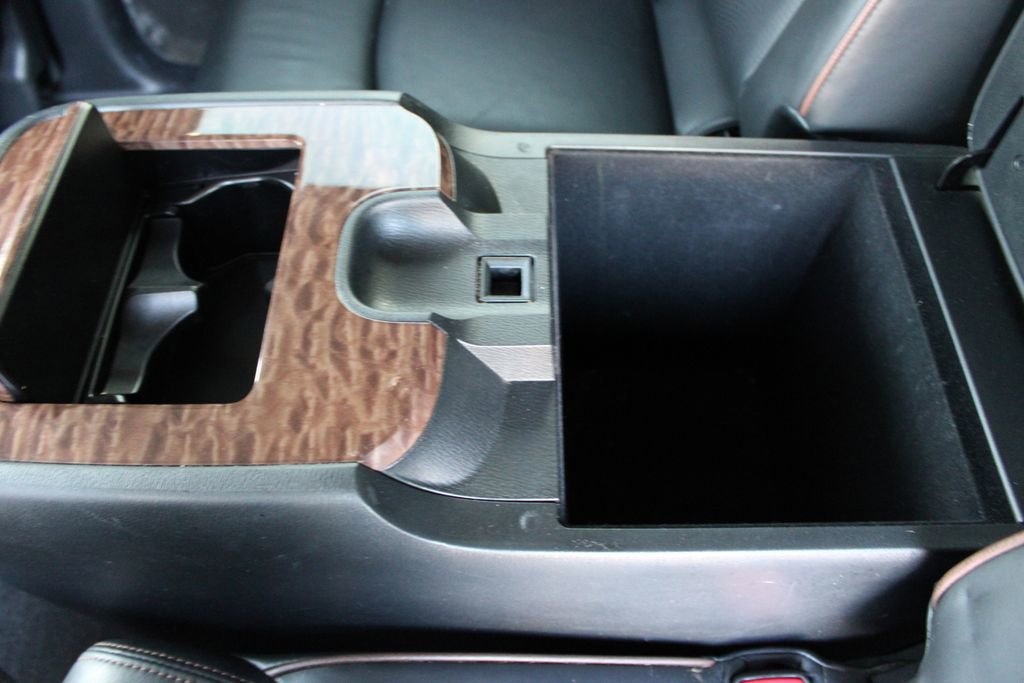 Used 2019 Nissan Armada SL w/ Premium Package image 27