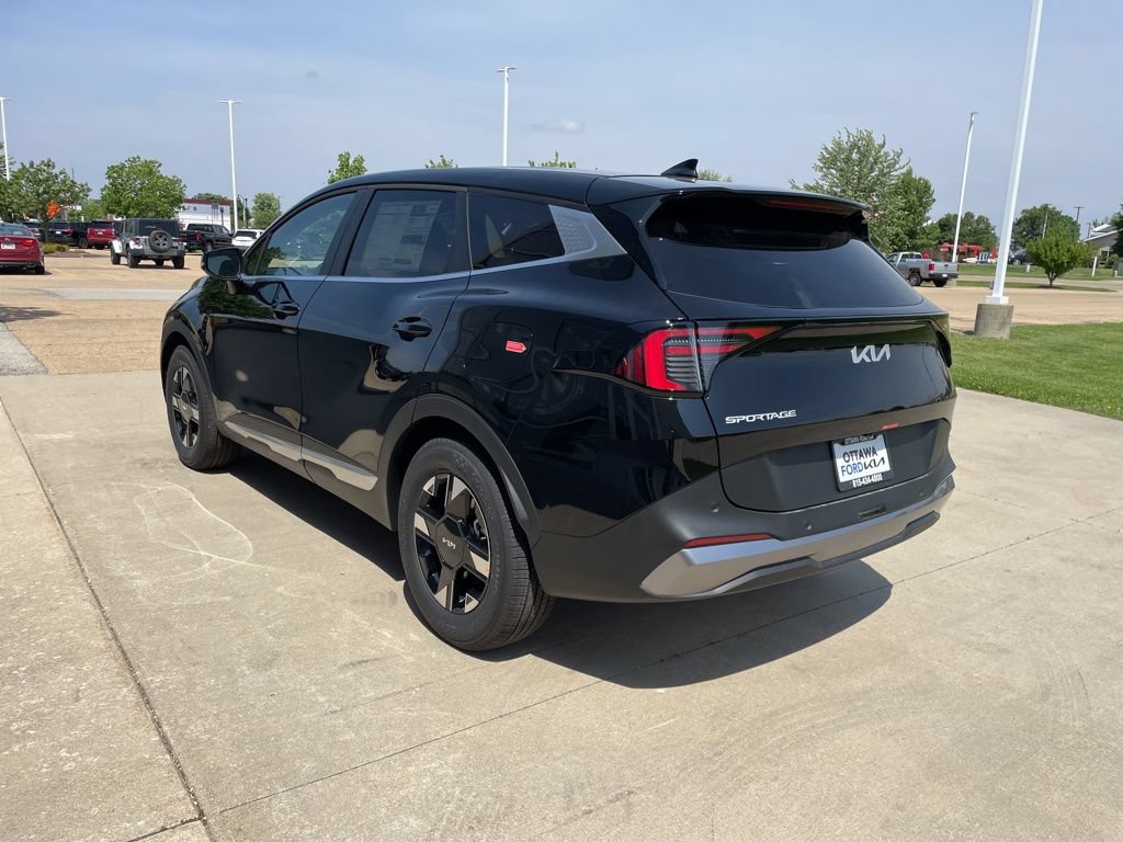New 2026 Kia Sportage LX FWD image 7