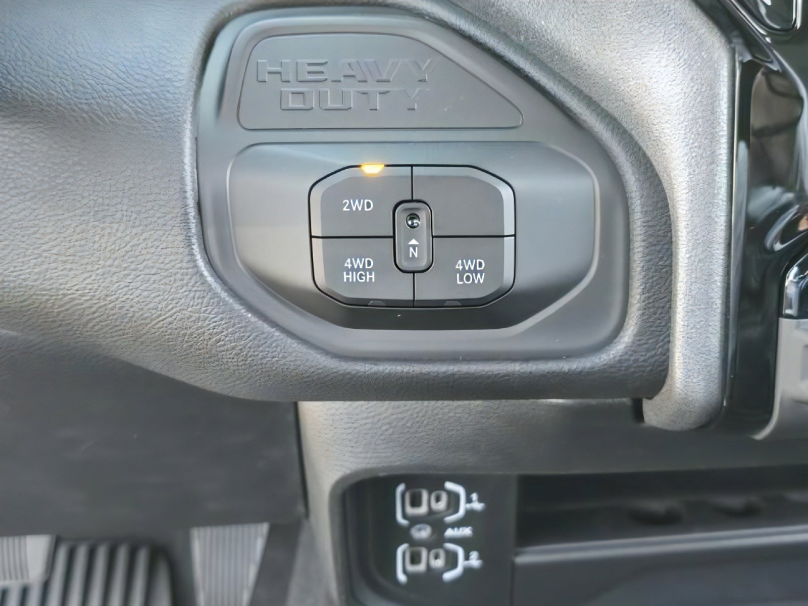 New 2025 RAM 2500 Tradesman image 32