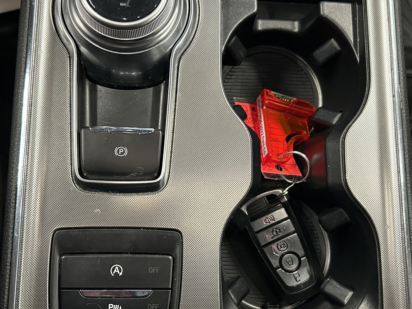 Used 2022 Ford Edge Titanium image 36