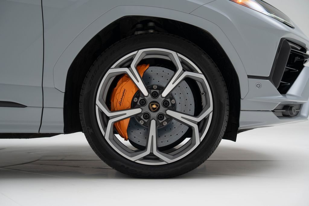 Used 2024 Lamborghini Urus S AWD/4WD image 9
