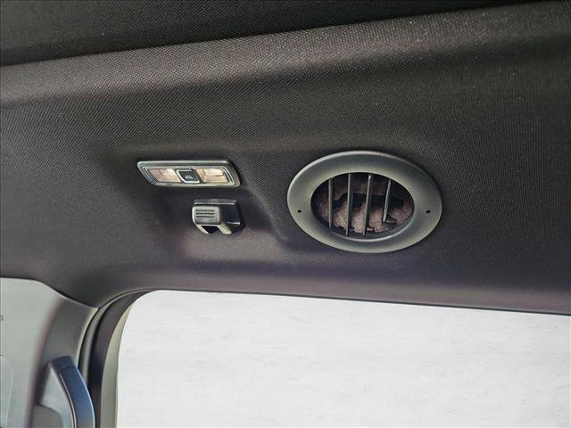 Used 2025 Ford Explorer Platinum RWD image 18