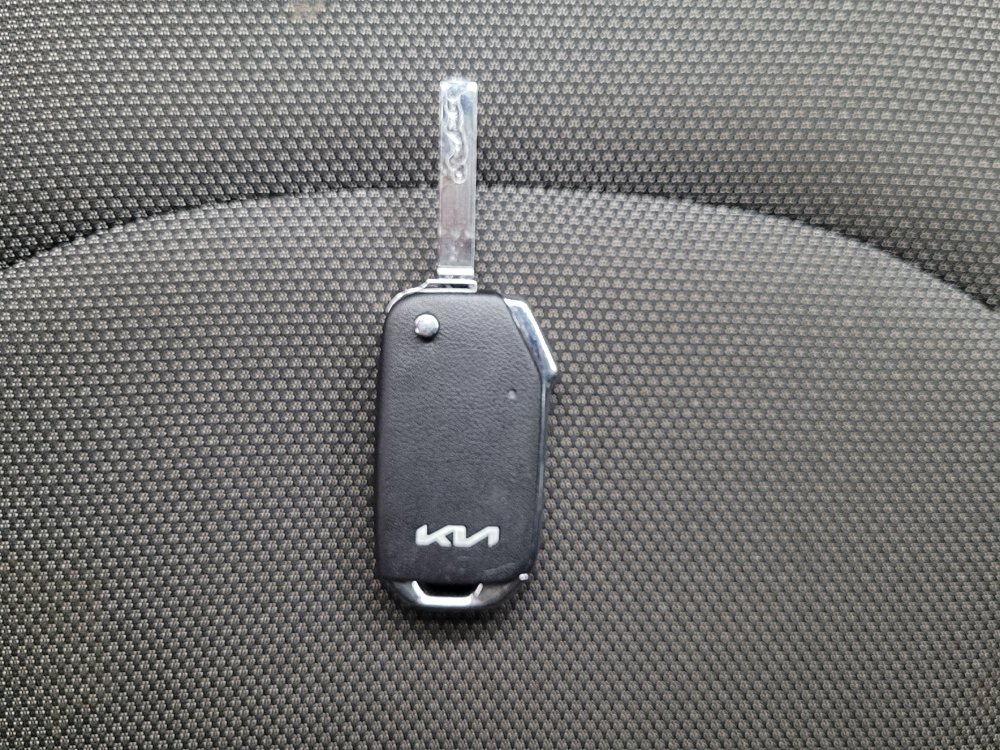 Used 2023 Kia Forte LXS w/ LXS Technology Package FWD image 32