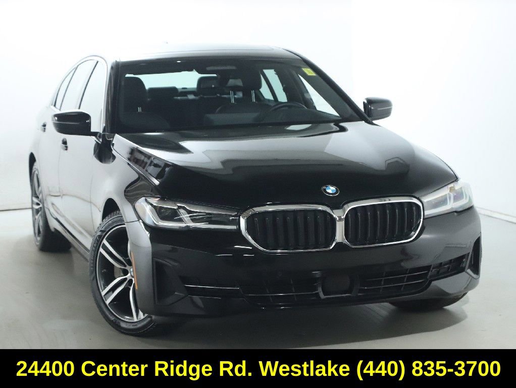 Used 2023 BMW 530i xDrive w/ Premium Package AWD/4WD image 2