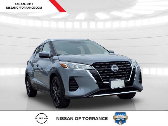 Used 2023 Nissan Kicks SV FWD image 1