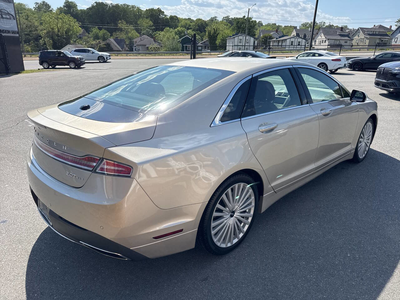 Used 2017 Lincoln MKZ Reserve AWD/4WD image 9