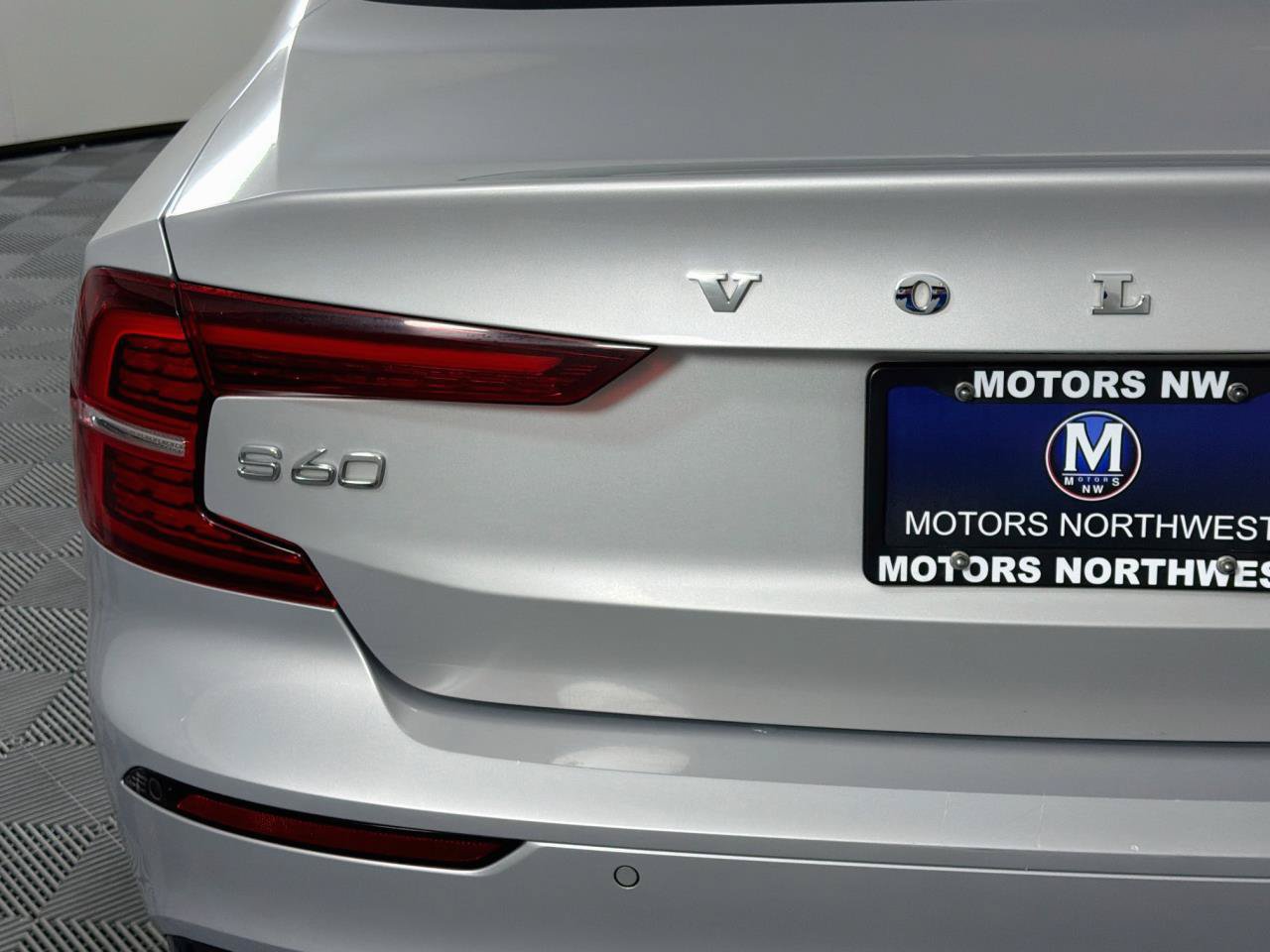 Used 2024 Volvo S60 B5 Plus FWD image 21
