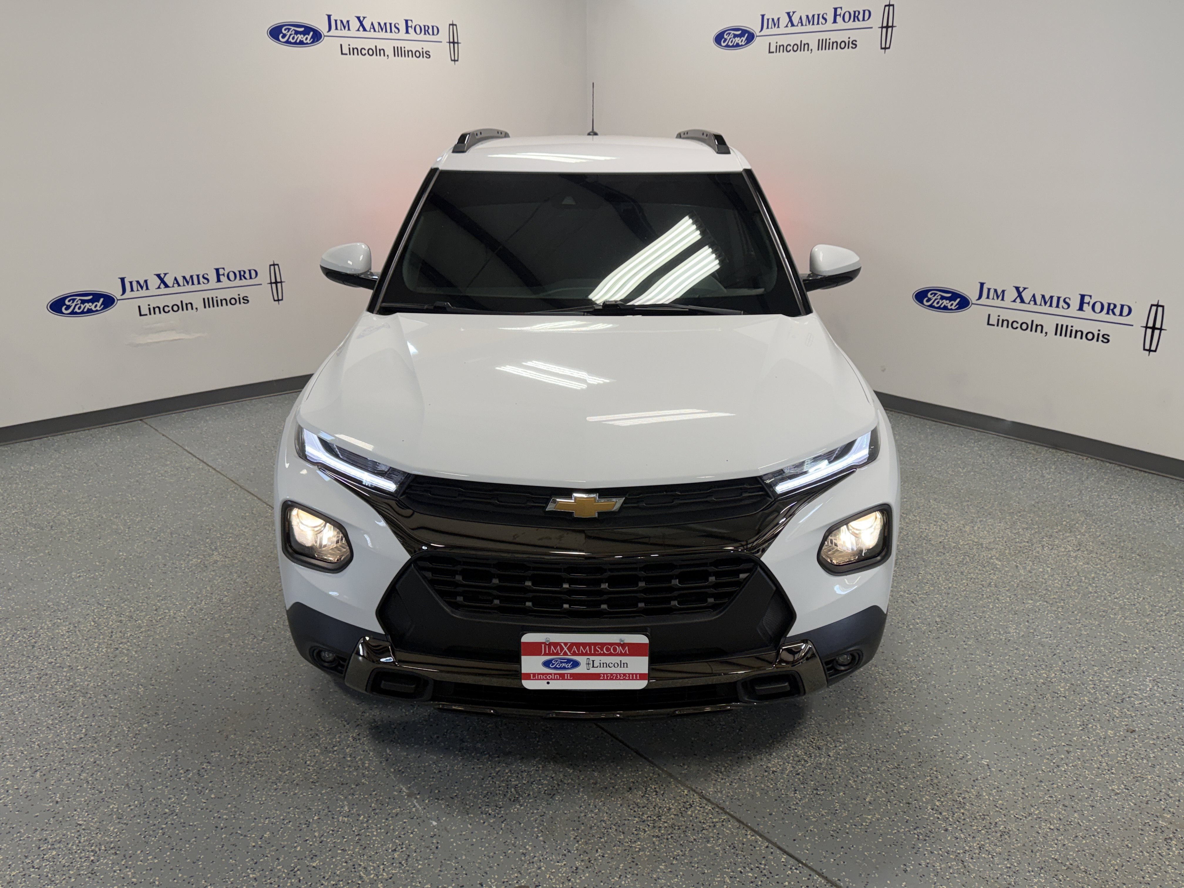 Used 2023 Chevrolet TrailBlazer ACTIV FWD image 2