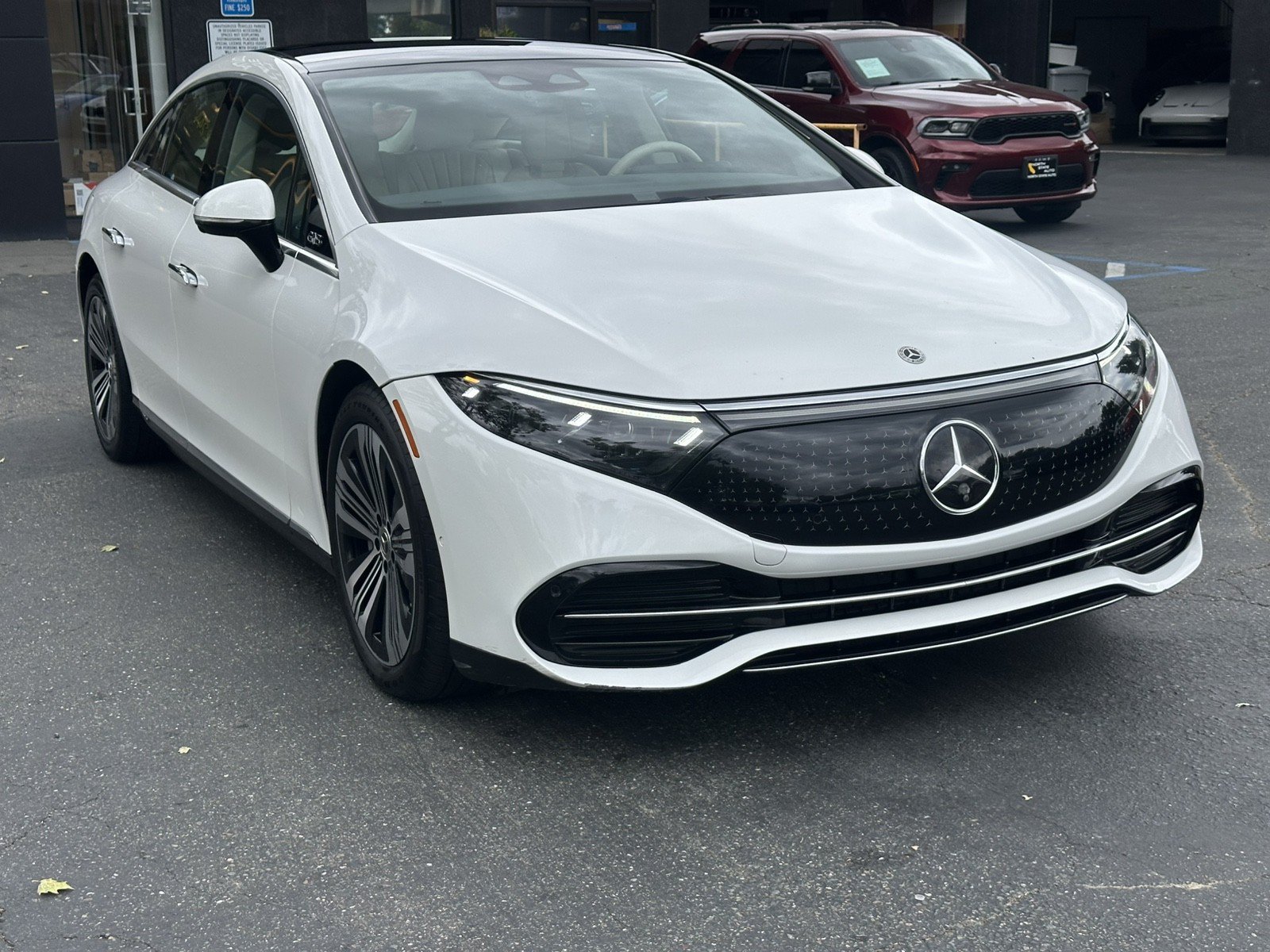 Used 2022 Mercedes-Benz EQS 450+ Sedan image 6