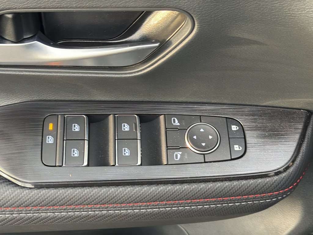 New 2026 Nissan Kicks SR w/ SR Premium Package image 18