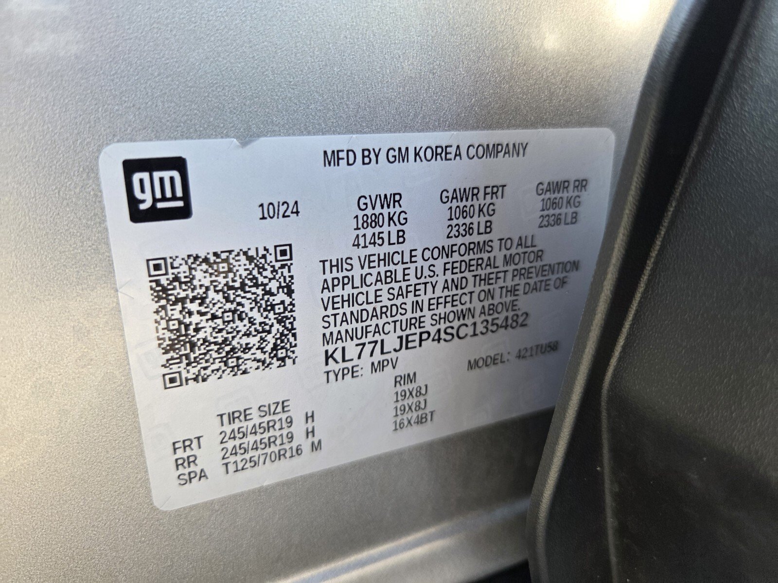 Used 2025 Chevrolet Trax RS w/ Driver Confidence Package FWD image 19