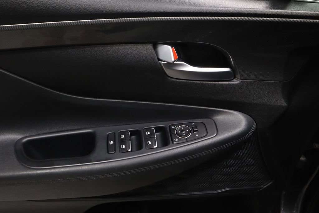 Used 2021 Hyundai Santa Fe SE image 23