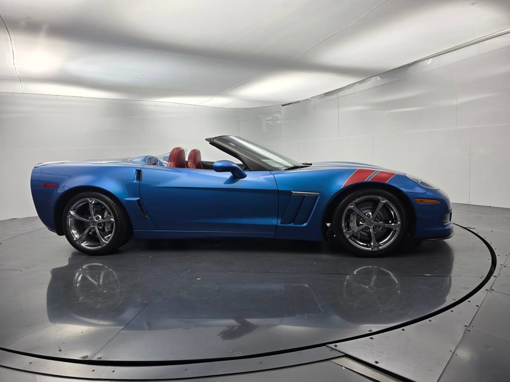 Used 2010 Chevrolet Corvette Grand Sport w/ Preferred Equipment Group RWD image 3