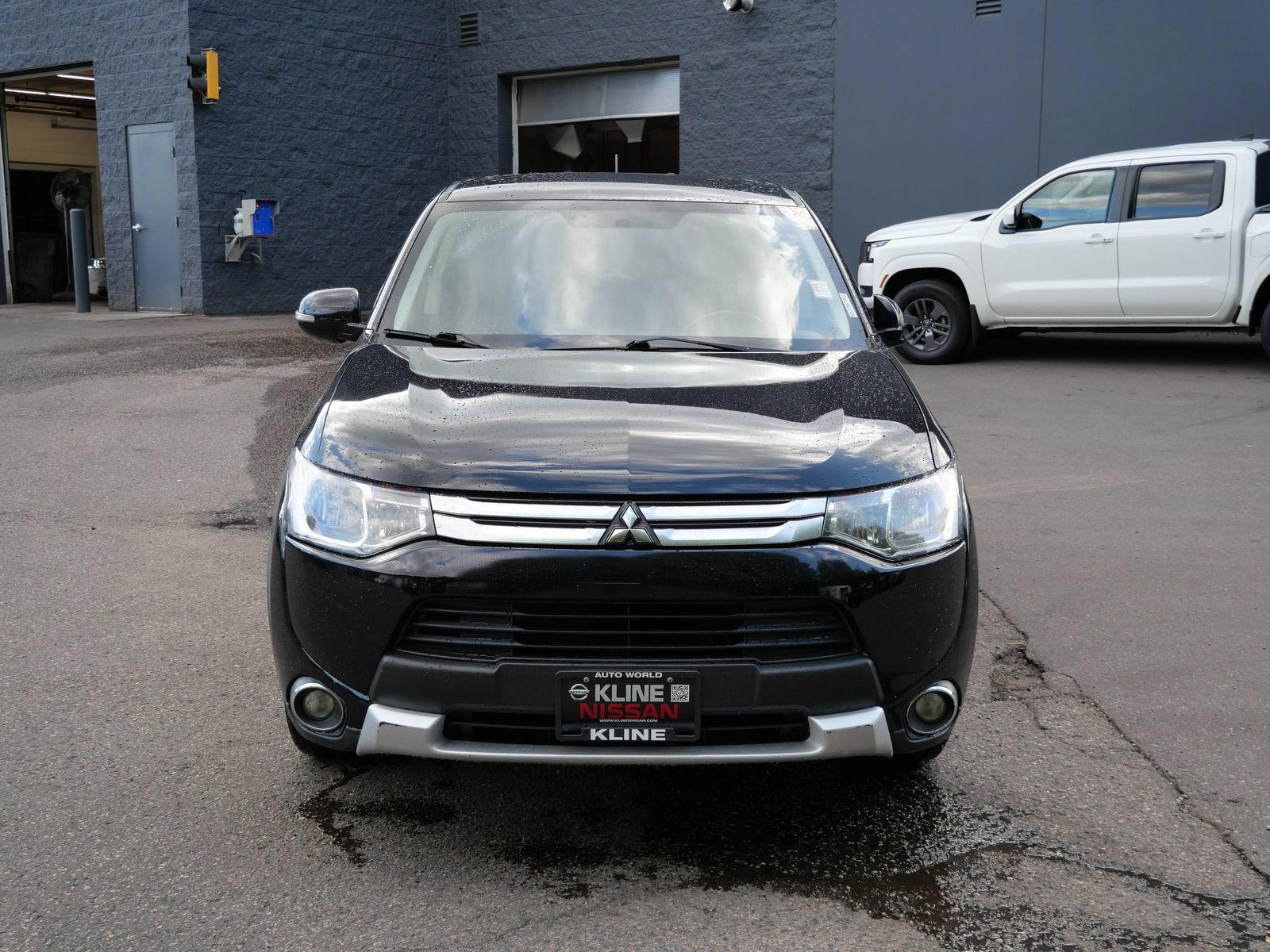 Used 2015 Mitsubishi Outlander SE AWD/4WD image 8