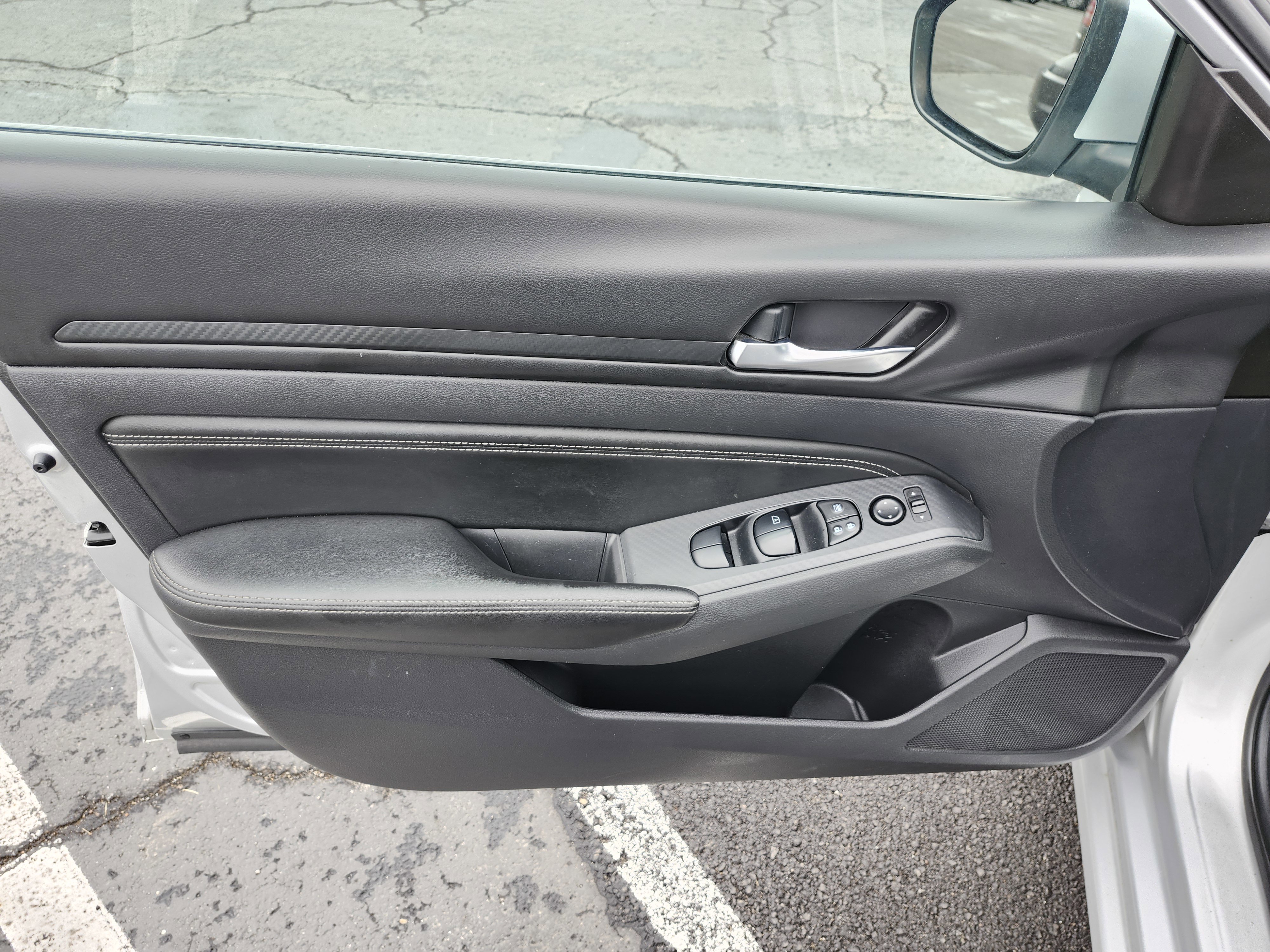 Used 2020 Nissan Altima 2.5 S FWD image 24