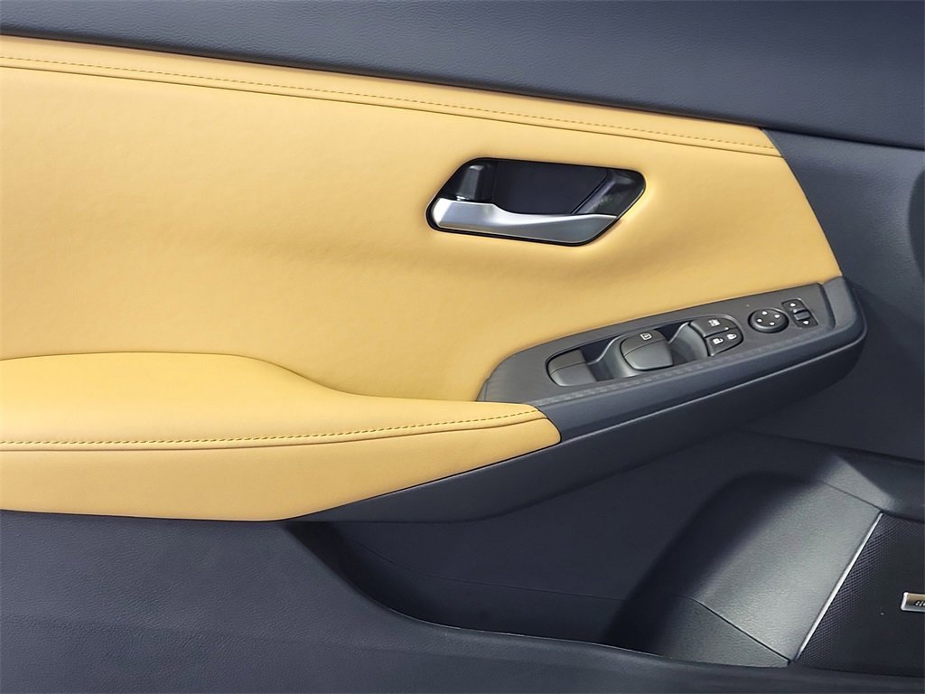 New 2025 Nissan Sentra SV w/ SV Premium Package image 10