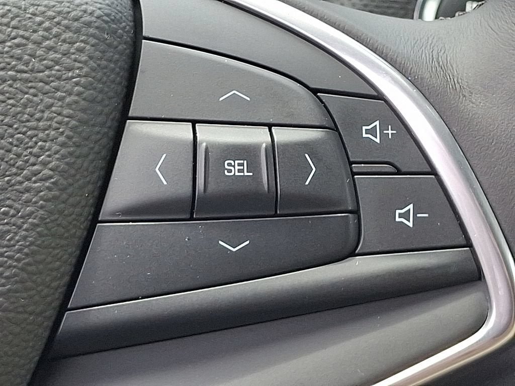 Used 2017 Cadillac XT5 Luxury w/ Driver Awareness Package AWD/4WD image 22