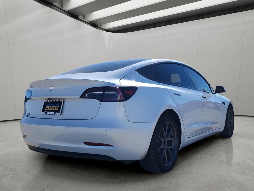 Used 2022 Tesla Model 3 Standard Range image 5