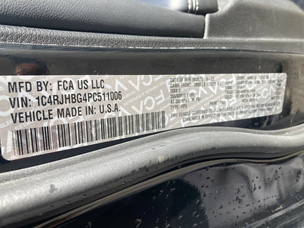 Used 2023 Jeep Grand Cherokee Limited AWD/4WD image 37