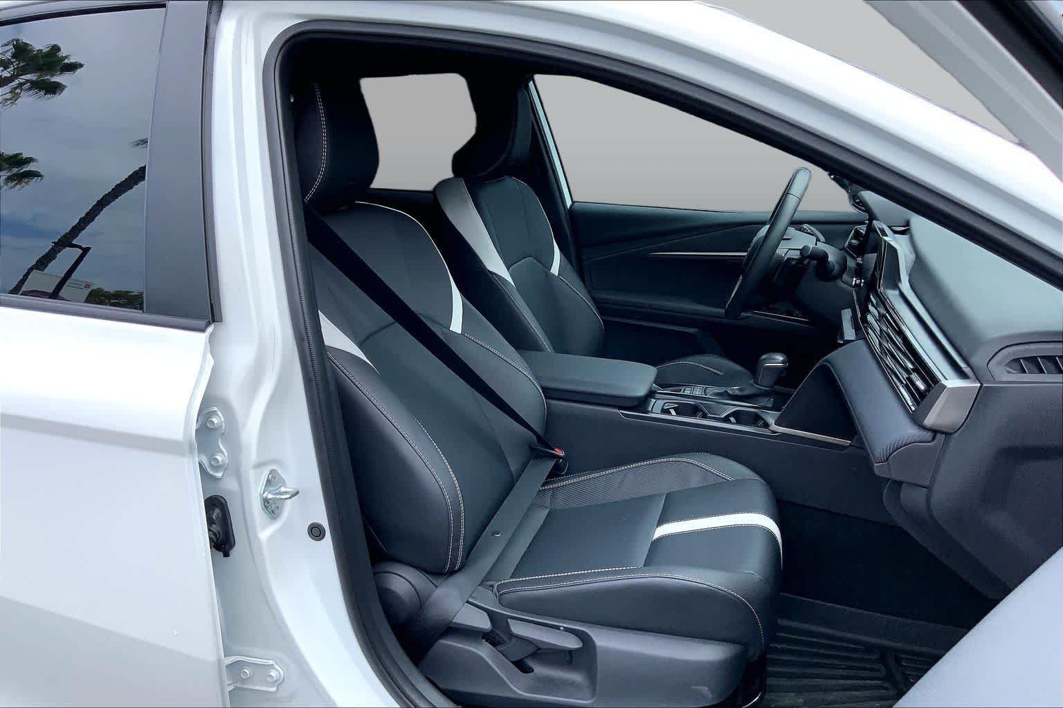 Certified 2025 Toyota Camry SE w/ Convenience Package FWD image 8