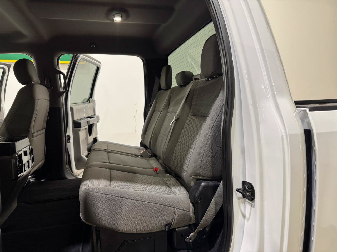 Used 2019 Ford F350 XLT w/ XLT Premium Package AWD/4WD image 15