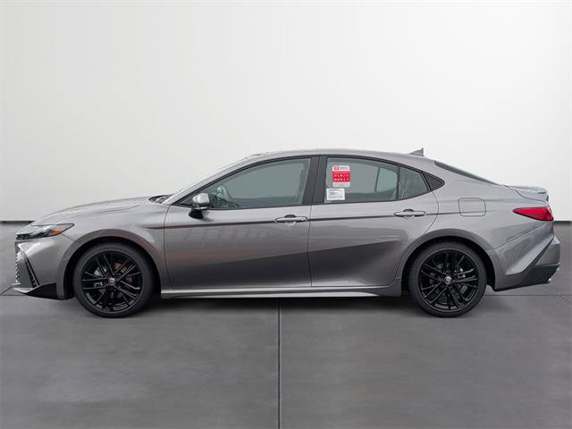 New 2026 Toyota Camry SE image 3
