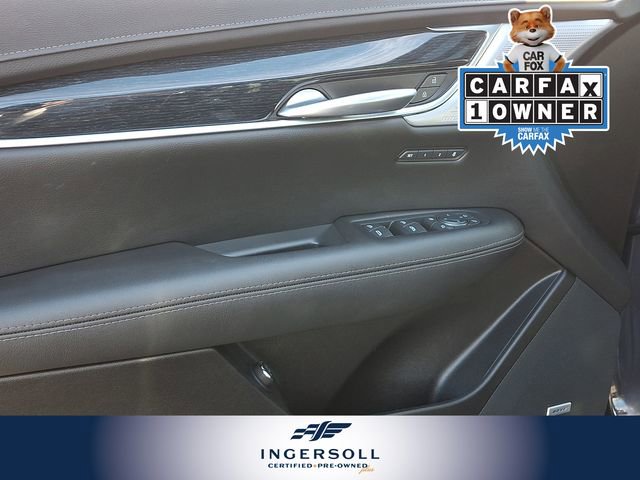 Used 2025 Cadillac XT5 Premium Luxury image 16