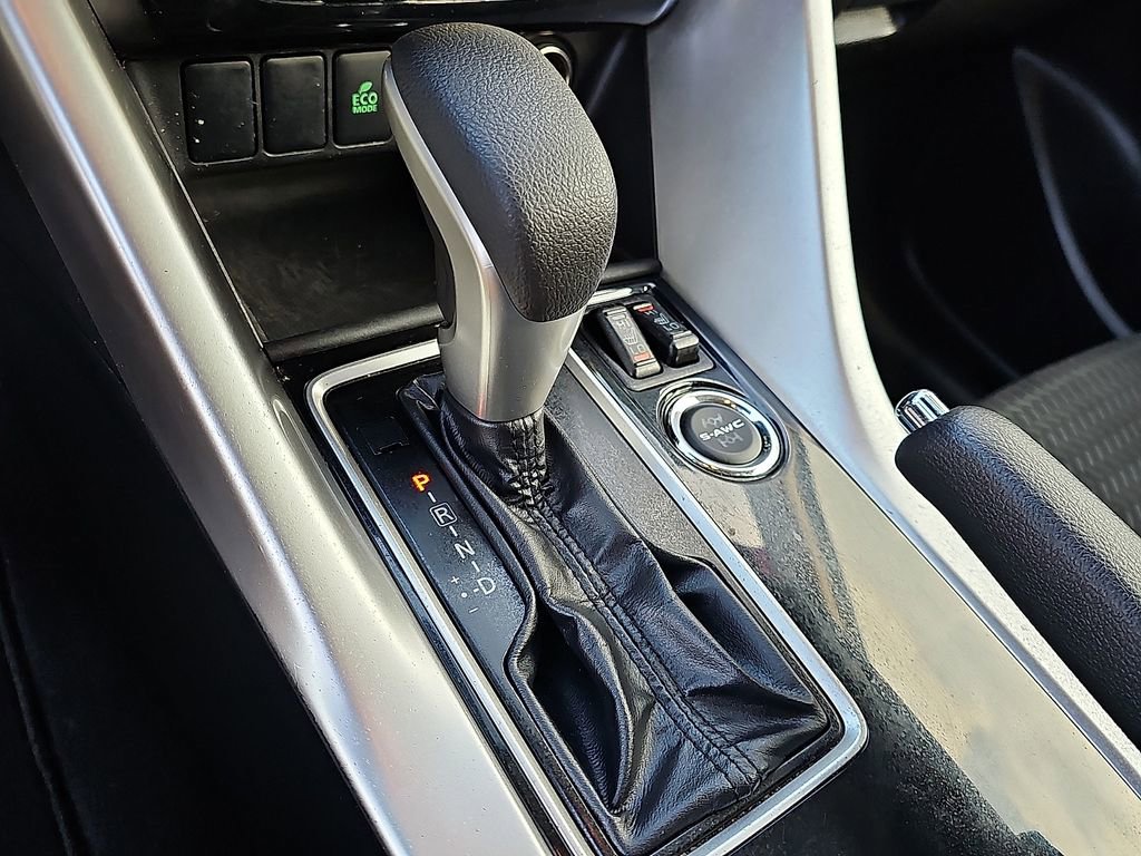 Used 2023 Mitsubishi Eclipse Cross LE image 14