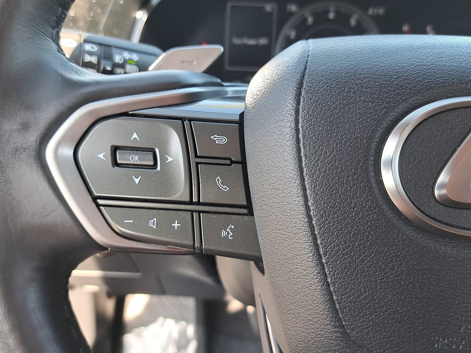 Used 2024 Lexus NX 250 FWD w/ Cold Area Package image 19