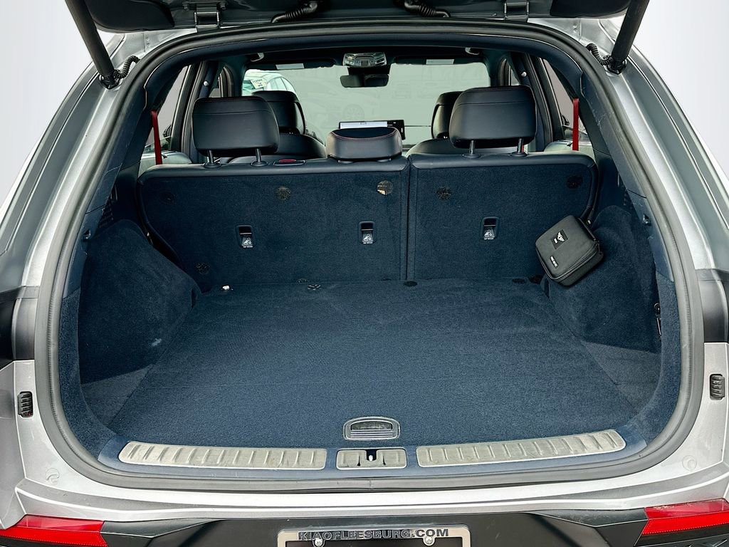 Used 2023 Genesis GV70 2.5T w/ Sport Prestige Package image 28