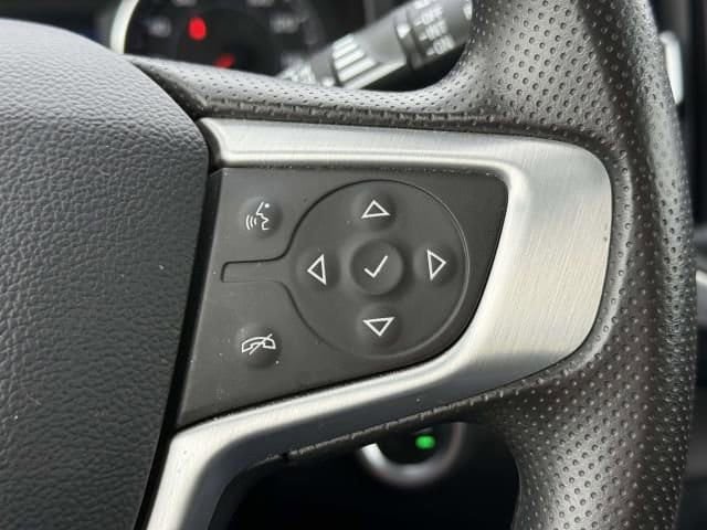 Used 2024 GMC Terrain SLE image 21